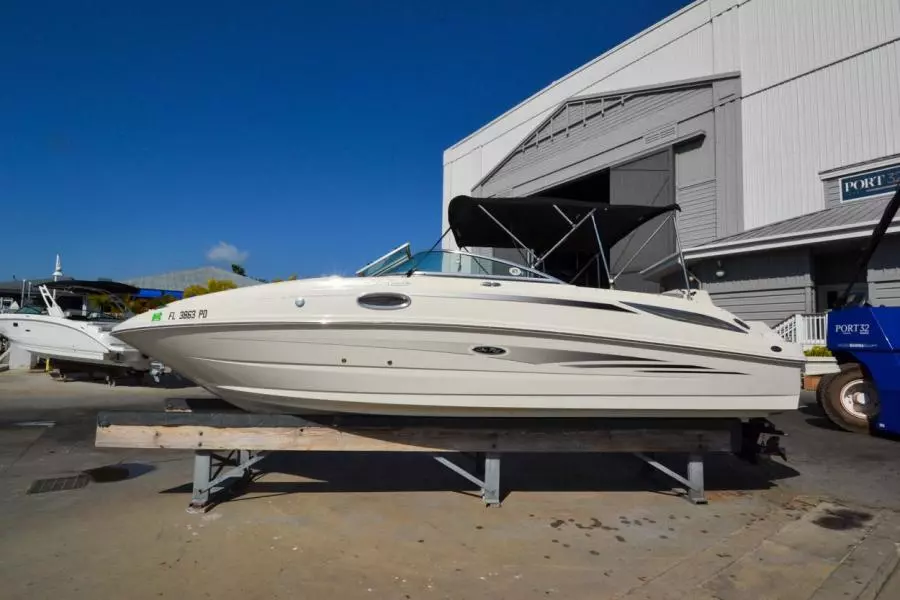 2010 Sea Ray 260 Sundeck
