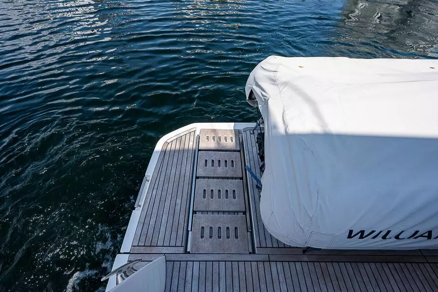 2022 Prestige 520 Fly