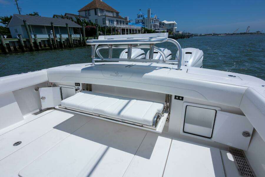 37 Regulator 2022 Dave 19