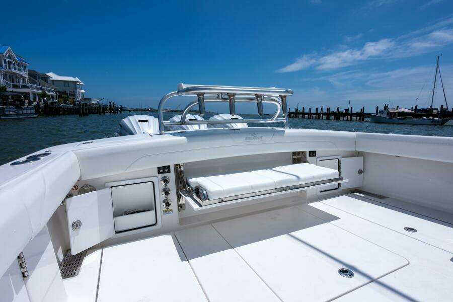 37 Regulator 2022 Dave 20