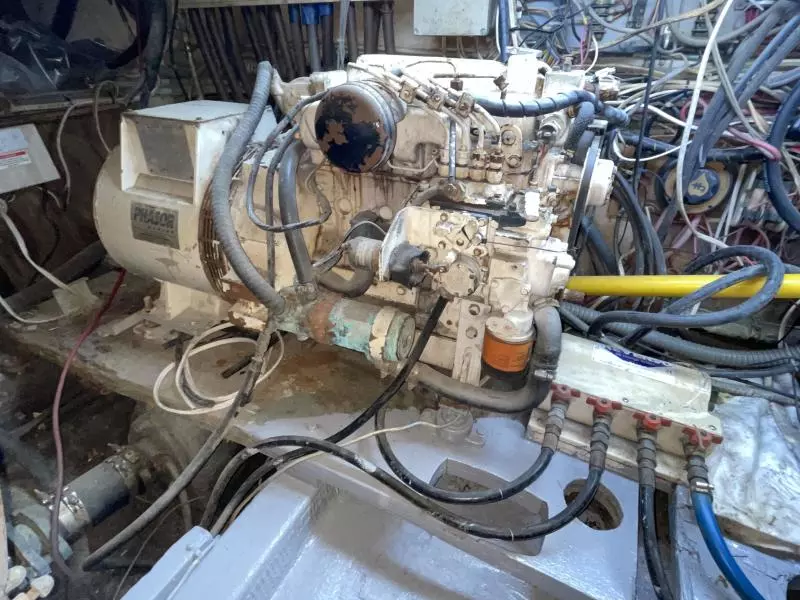 1973 Hatteras 53 Convertible