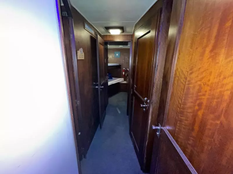 1973 Hatteras 53 Convertible