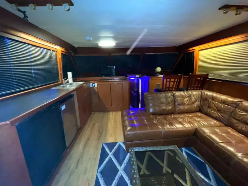 1973 Hatteras 53 Convertible