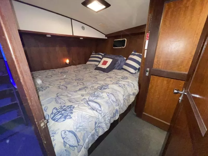 1973 Hatteras 53 Convertible