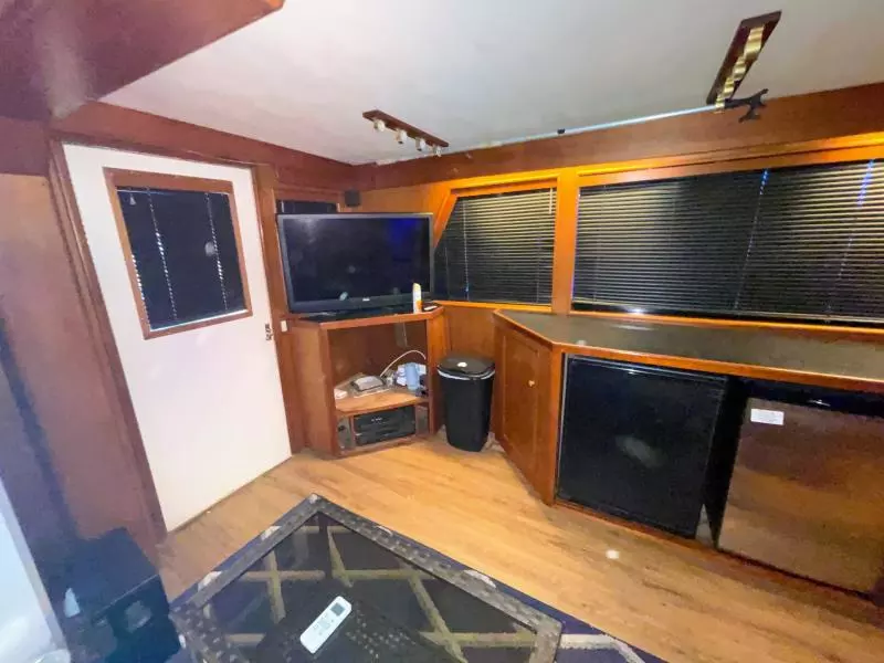 1973 Hatteras 53 Convertible