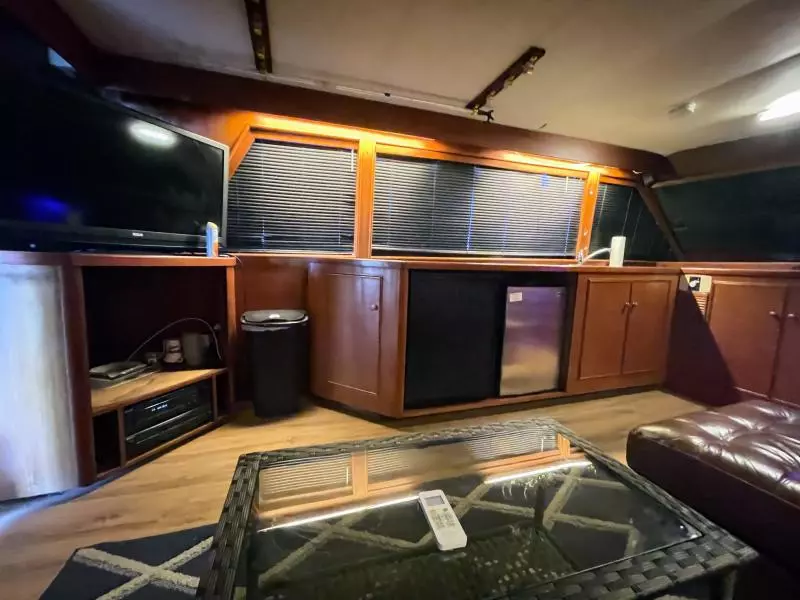 1973 Hatteras 53 Convertible