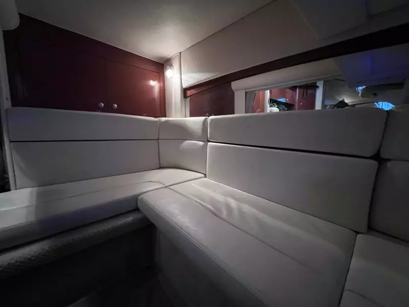 2005 Sea Ray Sundancer 320