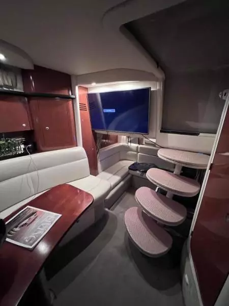 2005 Sea Ray Sundancer 320