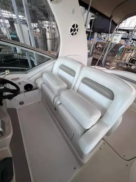 2005 Sea Ray Sundancer 320
