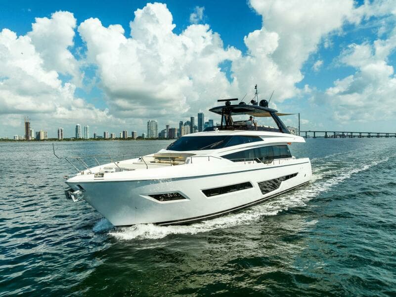 2023 Ferretti Yachts 780