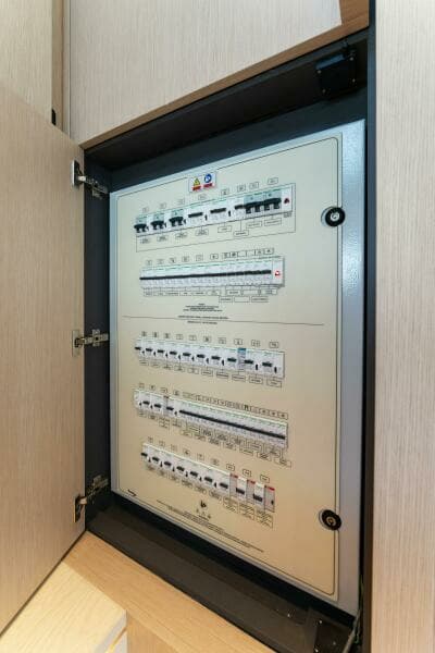 2023 Ferretti Yachts 780