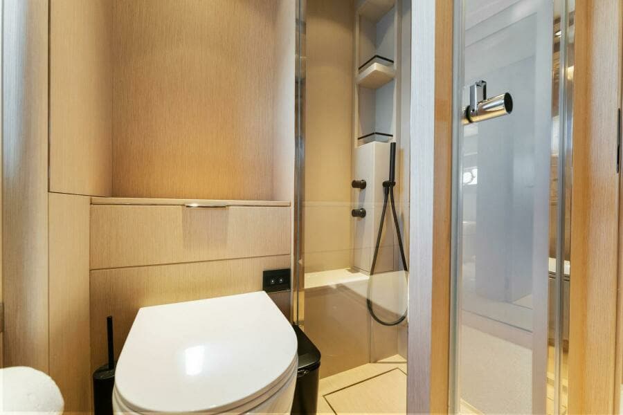 2023 Ferretti Yachts 780