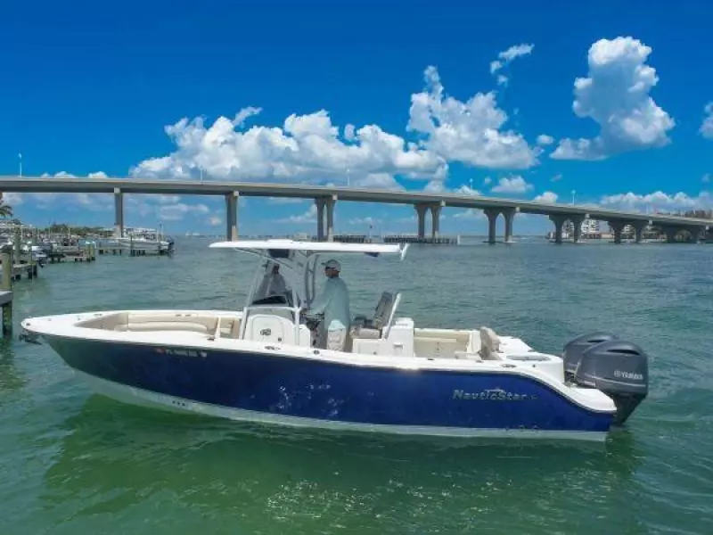 2016 NauticStar 28xs