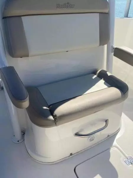 2016 NauticStar 28xs