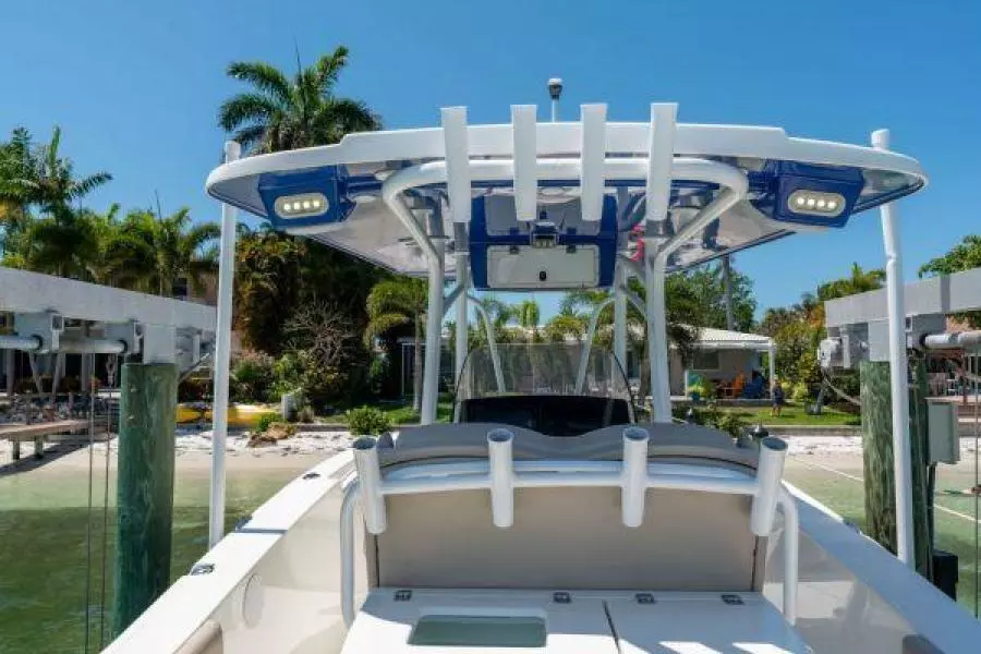 2016 NauticStar 28xs