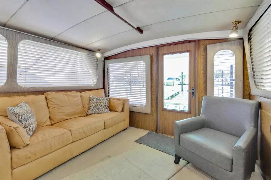 1981 Bertram 42 Convertible Balls To The Wall Salon Port