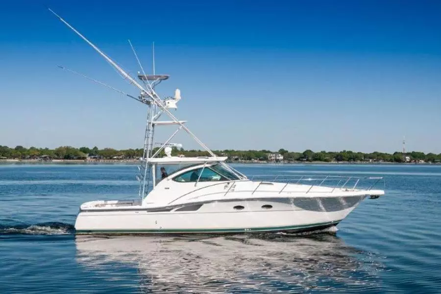 2003 Tiara Yachts 4200 Open  Kingfisher  STBD Profile