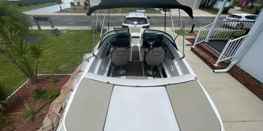 2015 Sea Ray 190 Sport