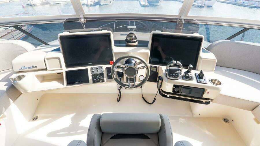 2024 Absolute Navetta 68