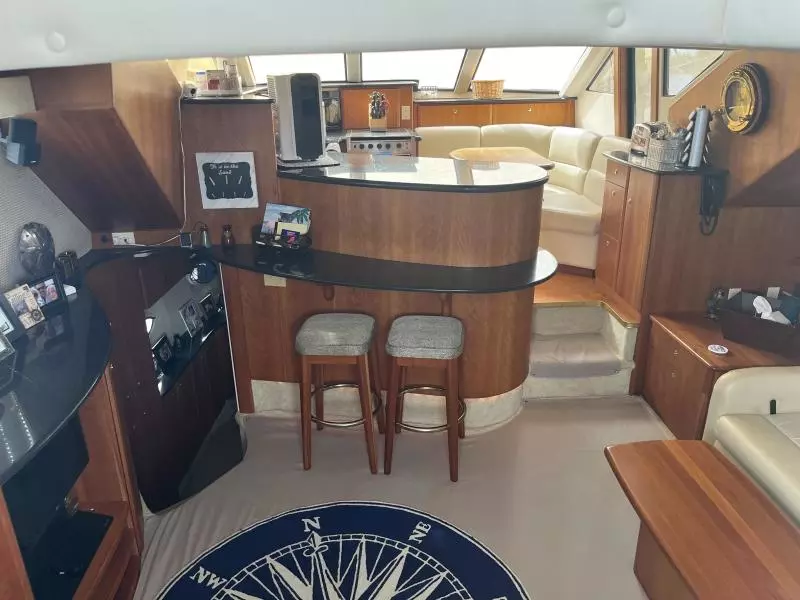 2002 Silverton 453 Motor Yacht