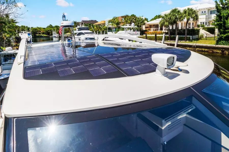 2022 Absolute 48 Coupe