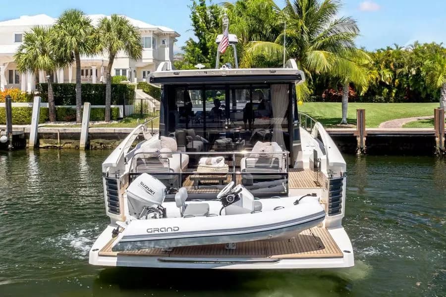 2022 Absolute 48 Coupe