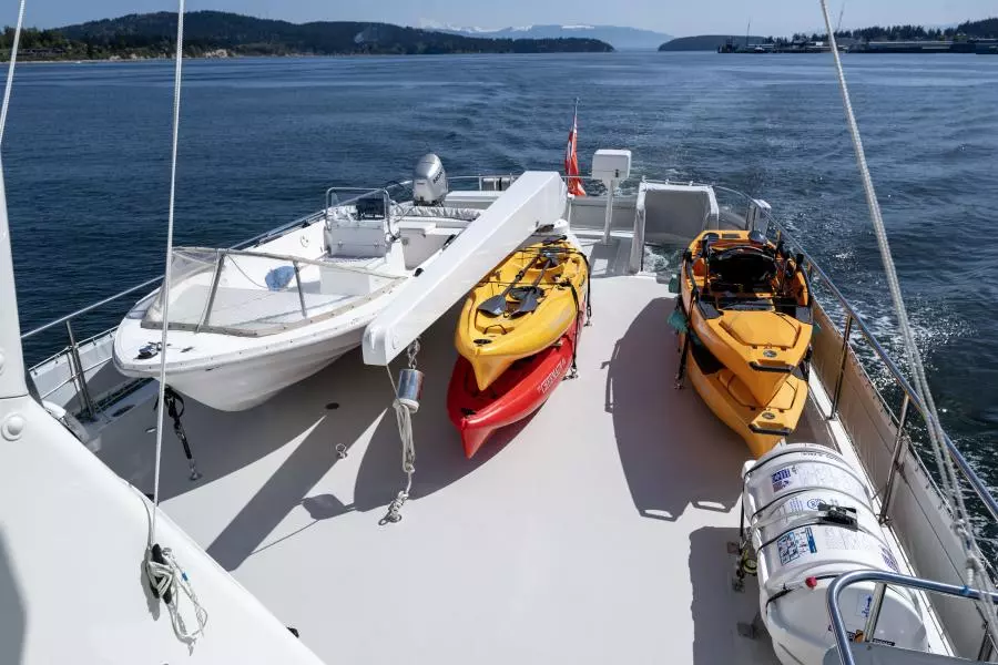 1998 Northern Marine 