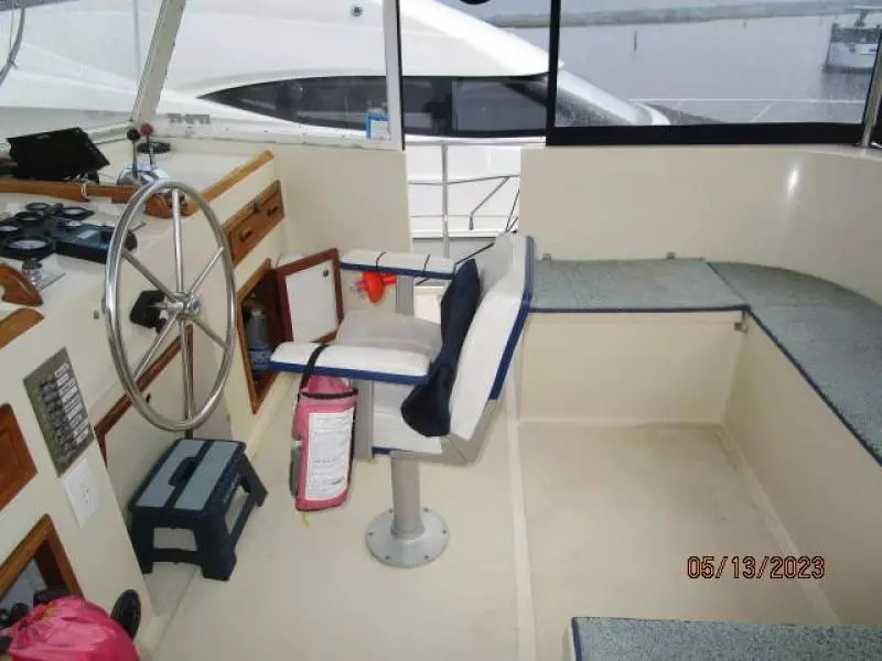 36' Kadey-Krogen flybridge starboard