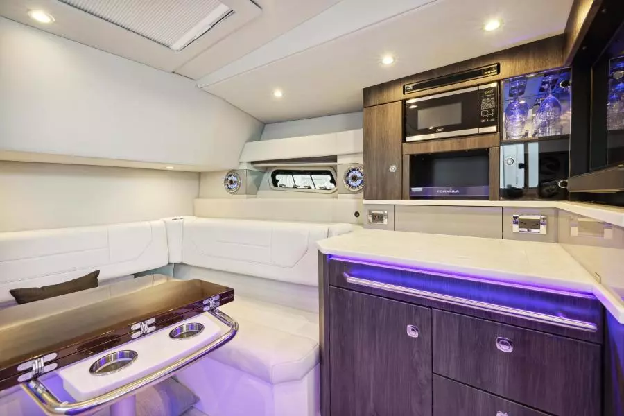 2023 Formula 430 Super Sport Crossover