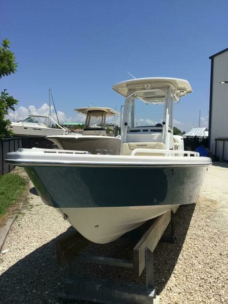 2016 Everglades 243CC