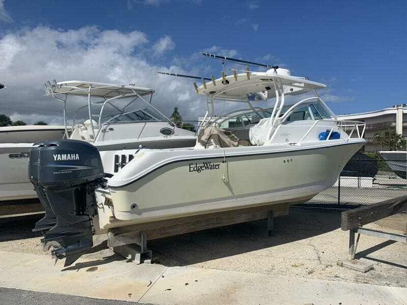 2003 Edgewater 265 Express