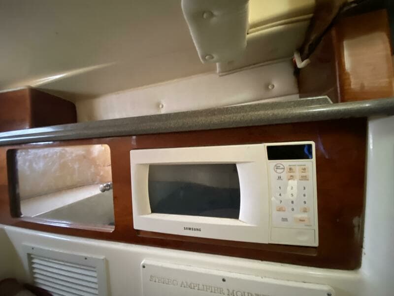 2003 Edgewater 265 Express