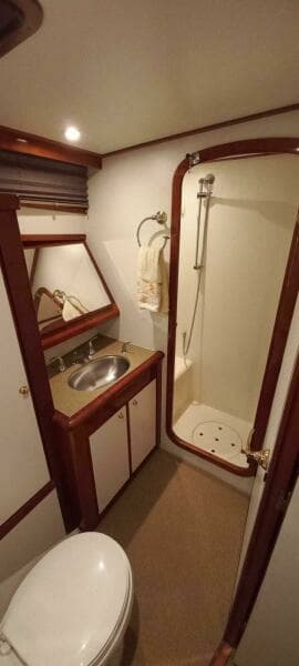 2004 Mikelson 43 Sportfisher