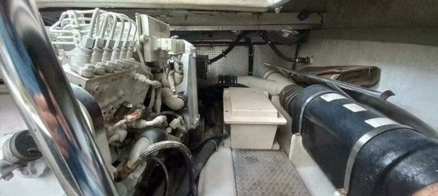 2004 Mikelson 43 Sportfisher