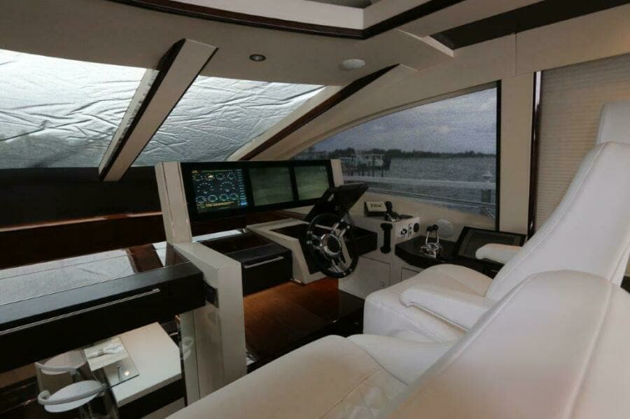 2009 Lazzara Yachts LSX 75