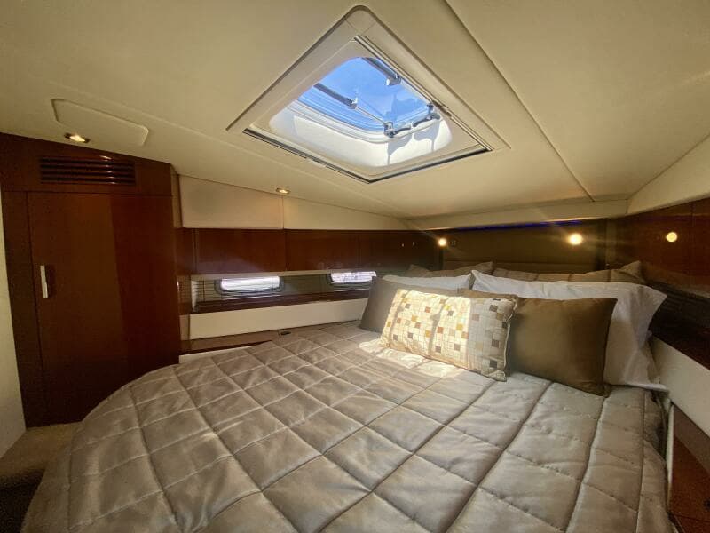 2010 Sea Ray 450 Sundancer