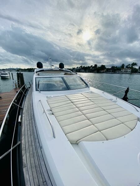 2010 Sunseeker Predator 60