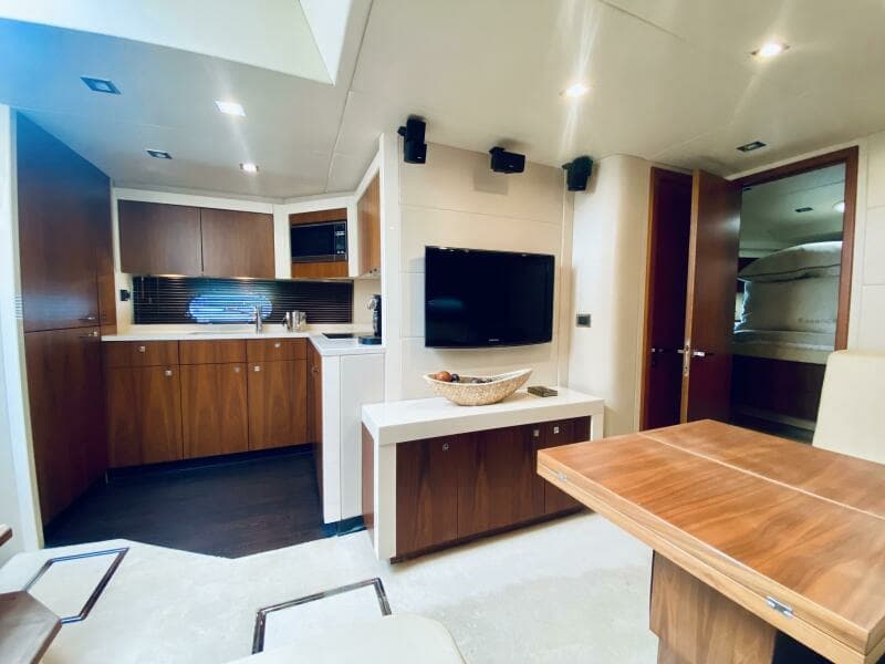 2010 Sunseeker Predator 60