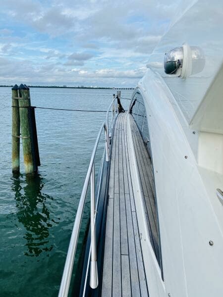 2010 Sunseeker Predator 60