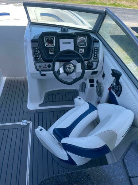 2012 Chaparral 284 Sunesta