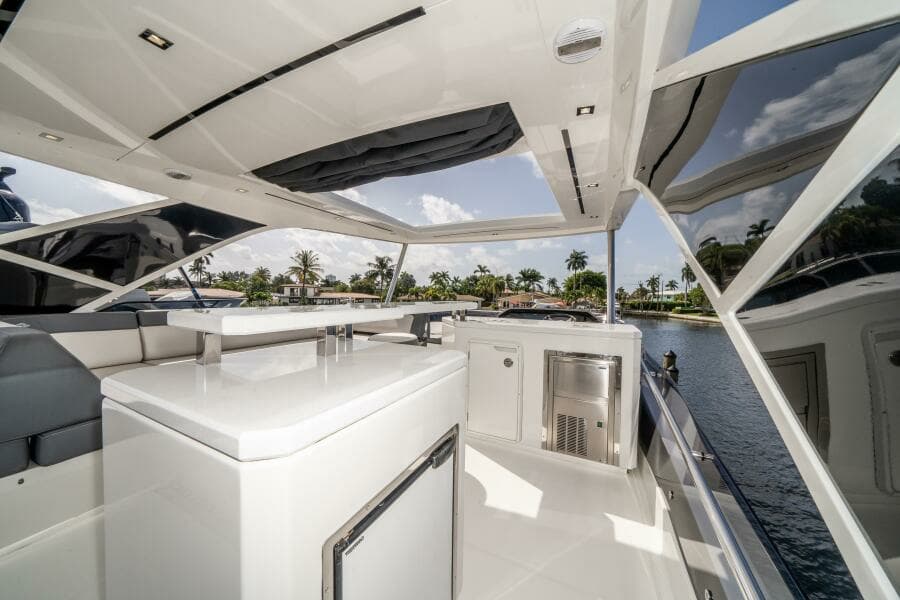 2019 Galeon 640 FLY