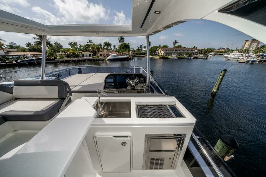 2019 Galeon 640 FLY