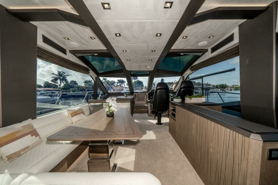 2019 Galeon 640 FLY