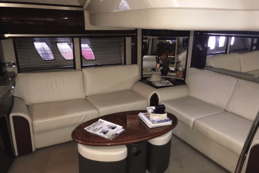 2009 Sea Ray 52 SUNDANCER