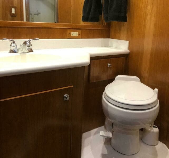 2005 Navigator 53 Classic PH