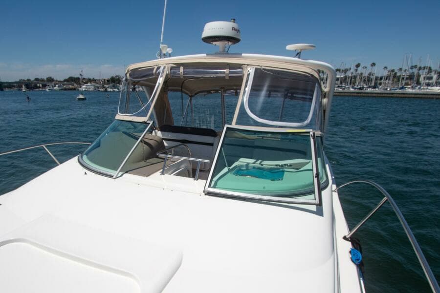 2008 Rinker 40 Express Cruiser