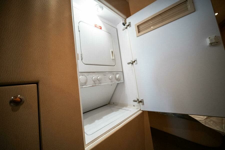 2003 Hatters 54 Convertible - Big Boyd