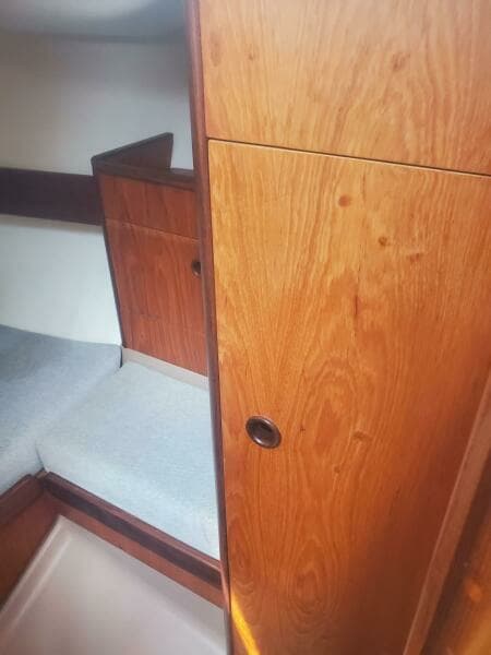 1985 Beneteau First 375