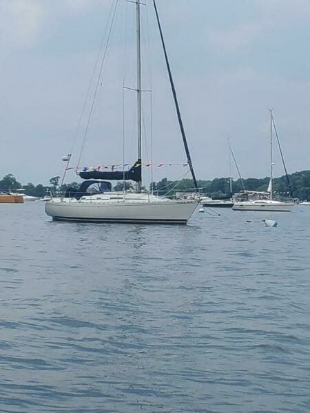 1985 Beneteau First 375