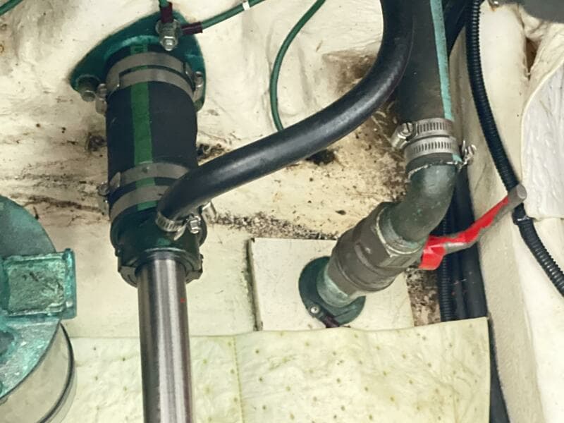 1996 Tiara Yachts 3100 Open